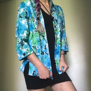 Linen floral buttonup